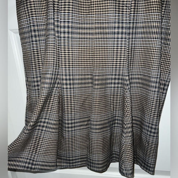 Size 12 Antonio Melani Plaid Fluted Sheath Midi Dress - Picture 3 of 8